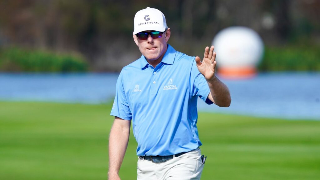 Shutterstock Justin Leonard Debby Wong 2565023599 - Gameday Chatter Justin Leonard waves to the gallery as he approaches the 18th green during the final round of the PNC Championship at the Ritz-Carlton Golf Club on December 22, 2024.