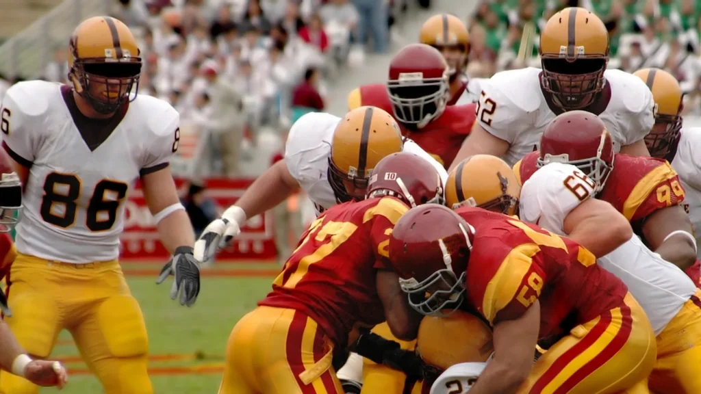 american football, NFL, players - Gameday Chatter Football players playing on the field.