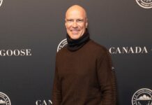 NHL captains who defined their era Mark Messier at an event.