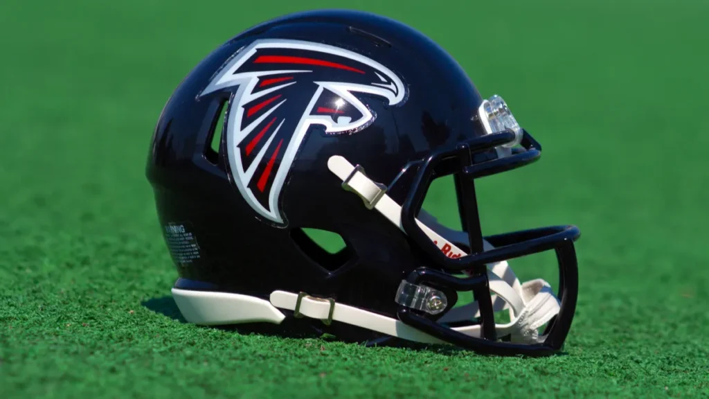 atlanta falcons helmet