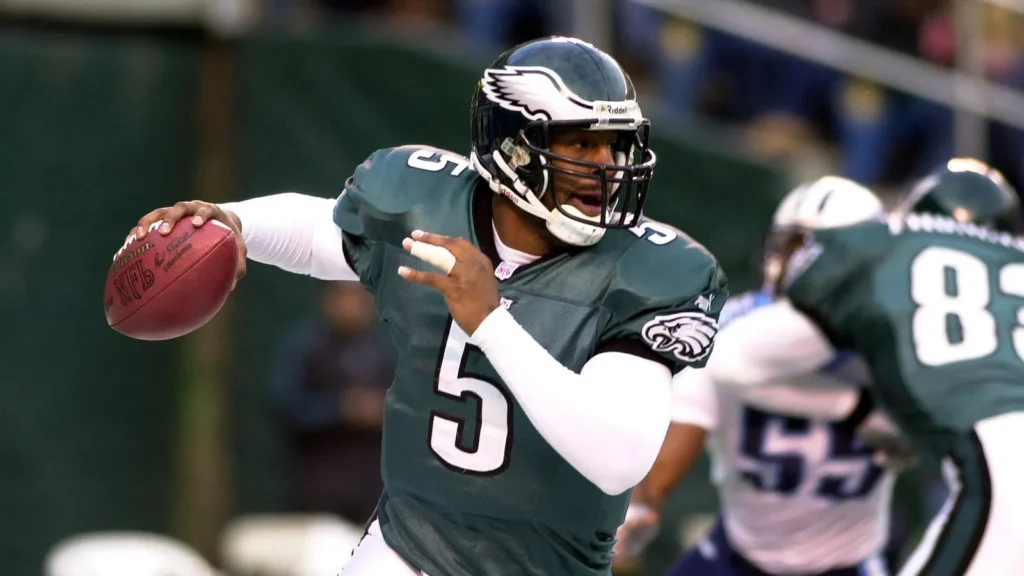 Donvan McNabb Quarterback for the Philadelphia Eagles in game action during a regular season game Donovan McNabb is an NFL former football quarterback who played in the National Football League for 13 seasons primarily with the Philadelphia Eagles