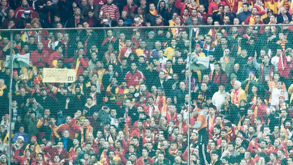 galatasaray fans celebrating goal in cfr cliujnapoca vs galatasaray istambul