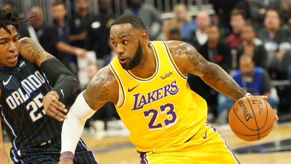 orlando magic hosts the la lakers at the amway center