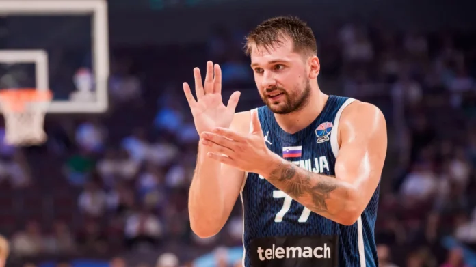 Luka Doncic encouraging his teammates