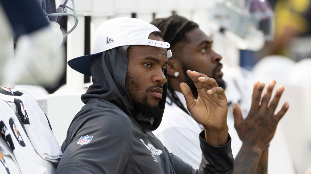 Micah Parsons on the bench