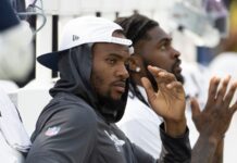 Packers face concern after troubling injury update on Micah Parsons Micah Parsons on the bench.