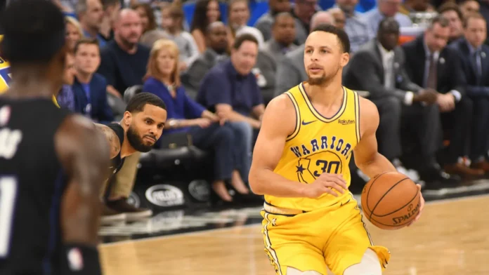 Stephen Curry playing basketball