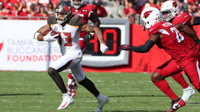 Mike Evans in action during an NFL game.