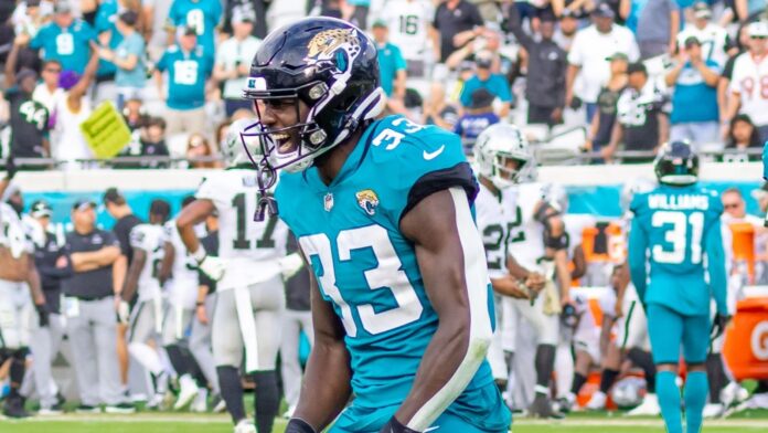 Devin Lloyd celebrating victory.