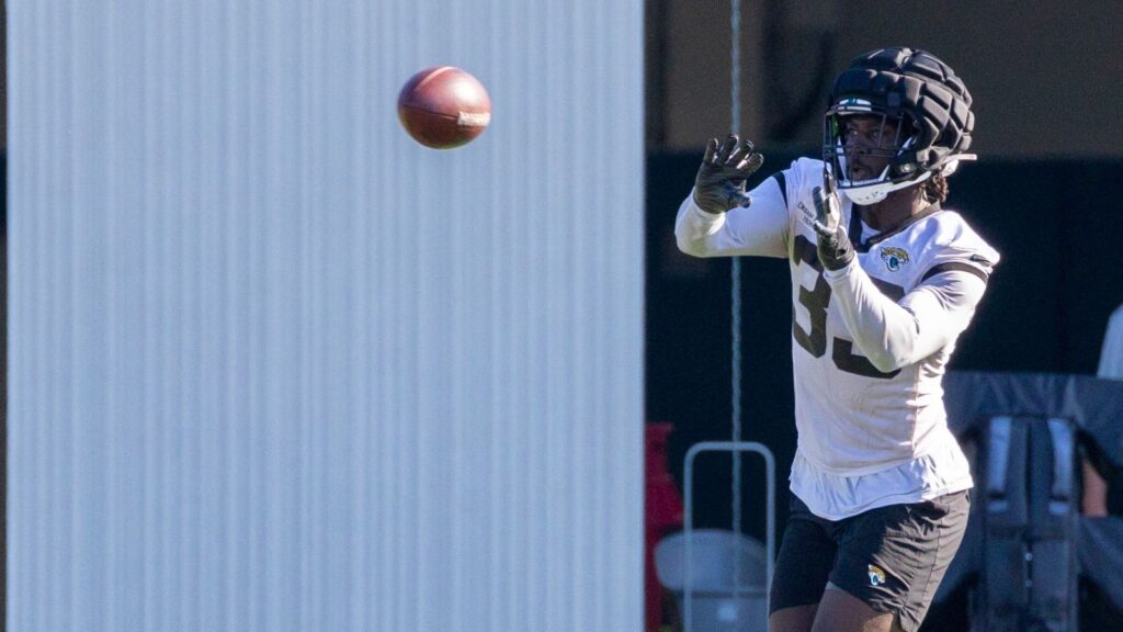 Devin Lloyd at training camp.