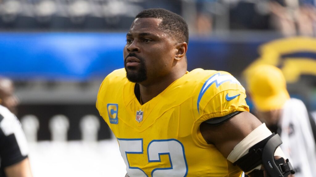 Khalil Mack on the game field.