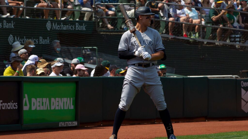 New York Yankees' Aaron Judge #99 warms up in the on deck circle during a game