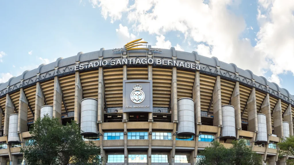 santiago bernabeu stadium