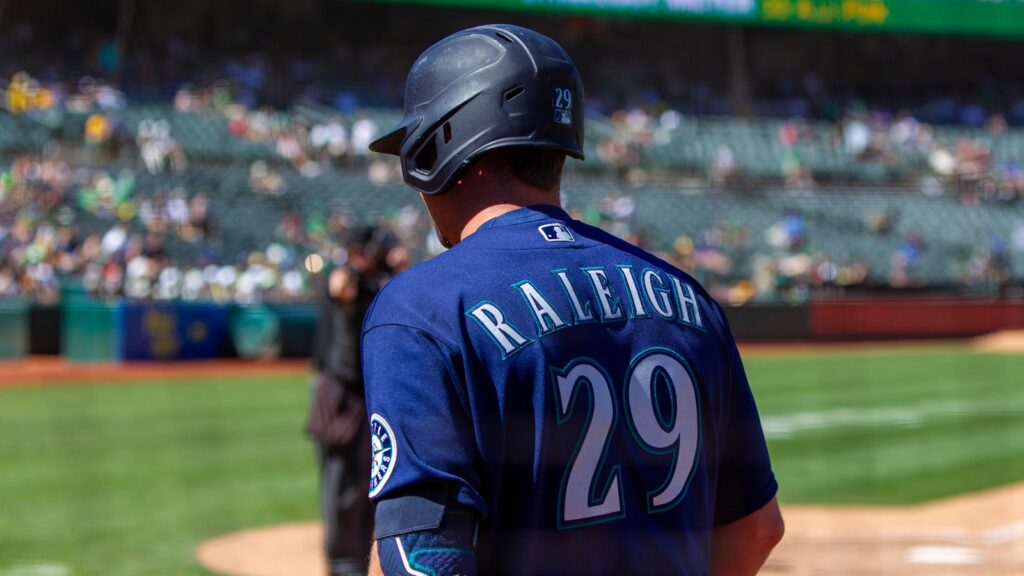 Seattle Mariners catcher Cal Raleigh
