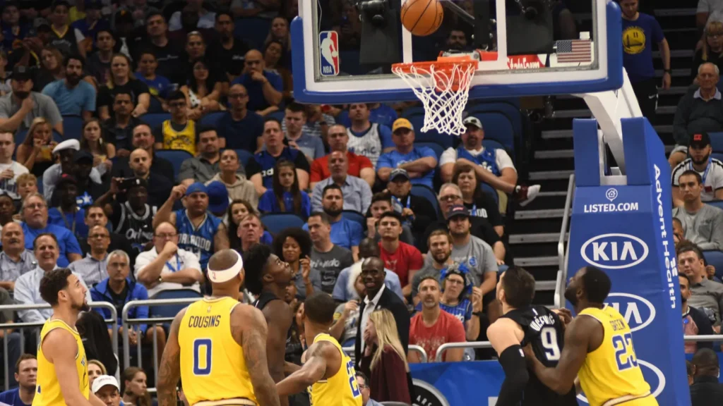 A basketball game moment featuring the Golden State Warriors