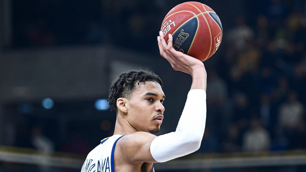 Victor Wembanyama during the Betclic elite basketball