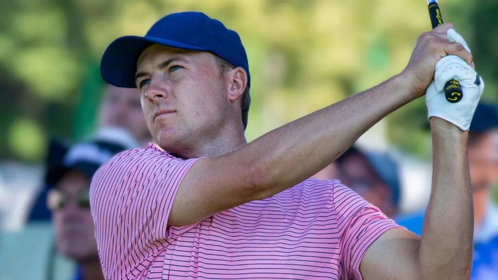 Jordan Spieth hits a shot