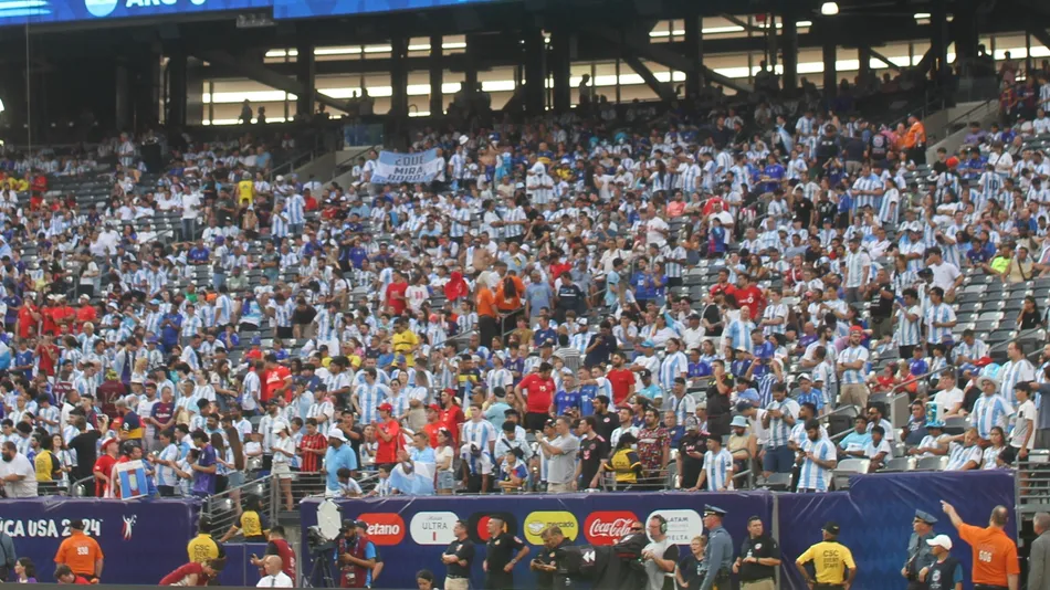 Crowd cheering their teams