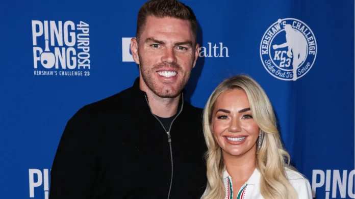 Freddie Freeman and Chelsea Freeman at an event