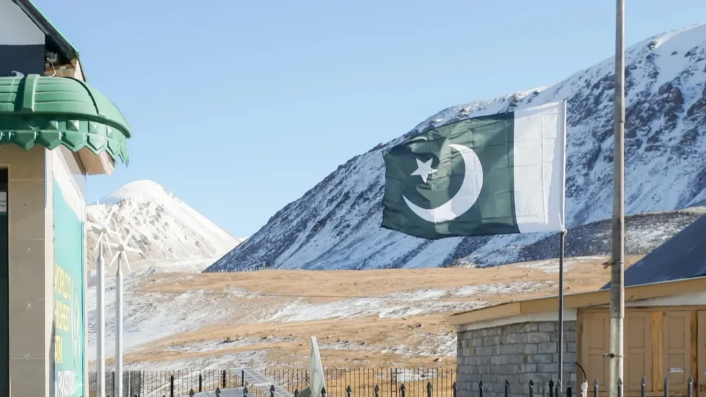 khunjerab pass pakistan october 302017  the worlds highest atm