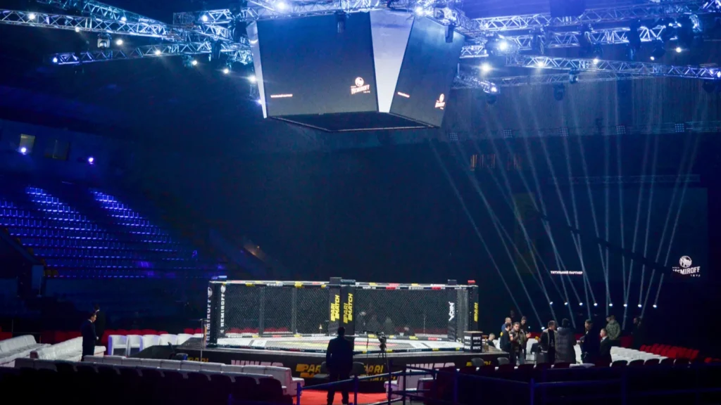 General view of the octagon