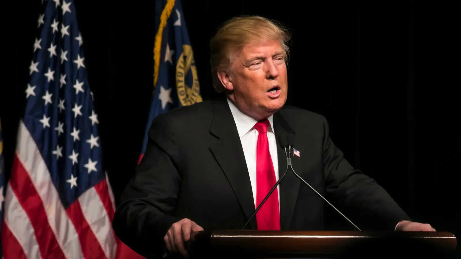 donald-trump-makes-his-stance-clear-on-teams-visiting-the-white-house