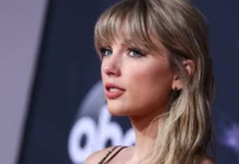 Taylor Swift attending an event.