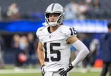 Kenny Pickett’s trade requests shaped his winding path to Carolina Las Vegas Raiders quarterback Kenny Pickett warms up before an NFL football game against the Los Angeles Chargers at SoFi Stadium.