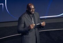 Shaquille O’Neal assists during the 2026 FIFA World Cup draw at the John F. Kennedy Center for the Performing Arts in Washington, DC.