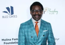 Why did Eagles fans boo Michael Irvin in Philadelphia? American sports commentator Michael Irvin