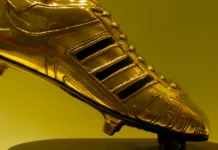 How is Mbappé ahead of Messi in the Golden Boot race? The Golden Boot award of Van Nistelrooy