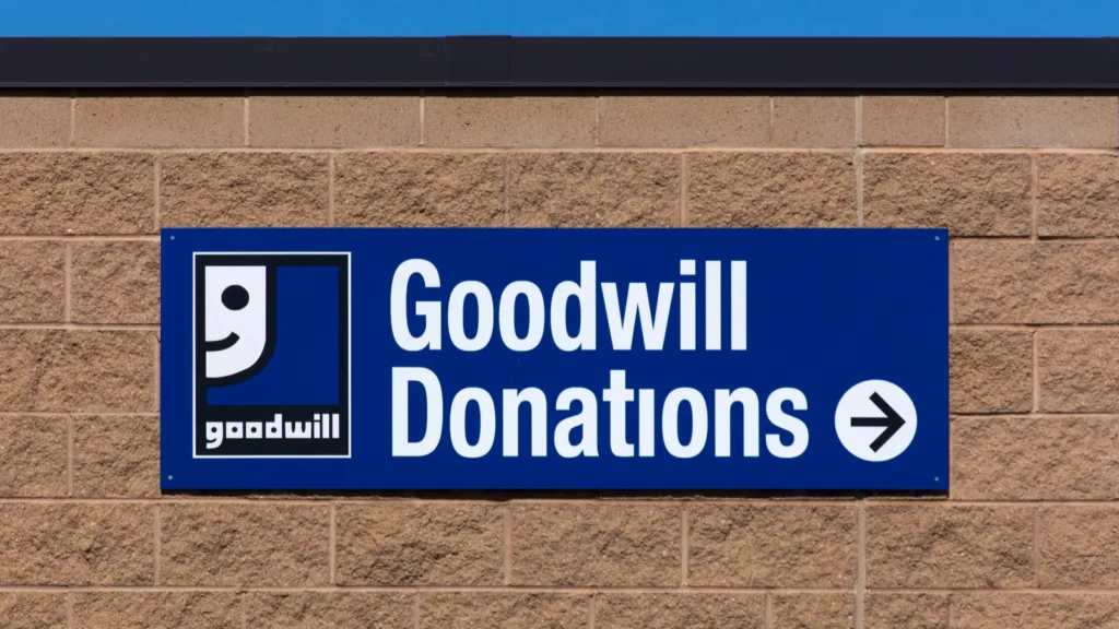 goodwill store exterior sign