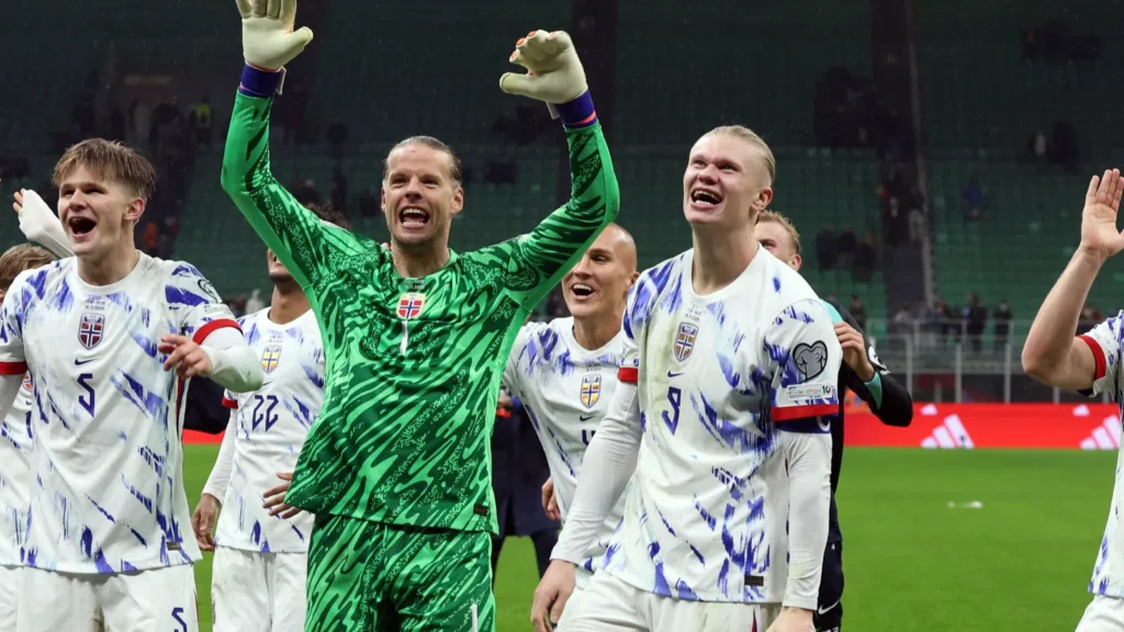 Team Norway celebrating a victory