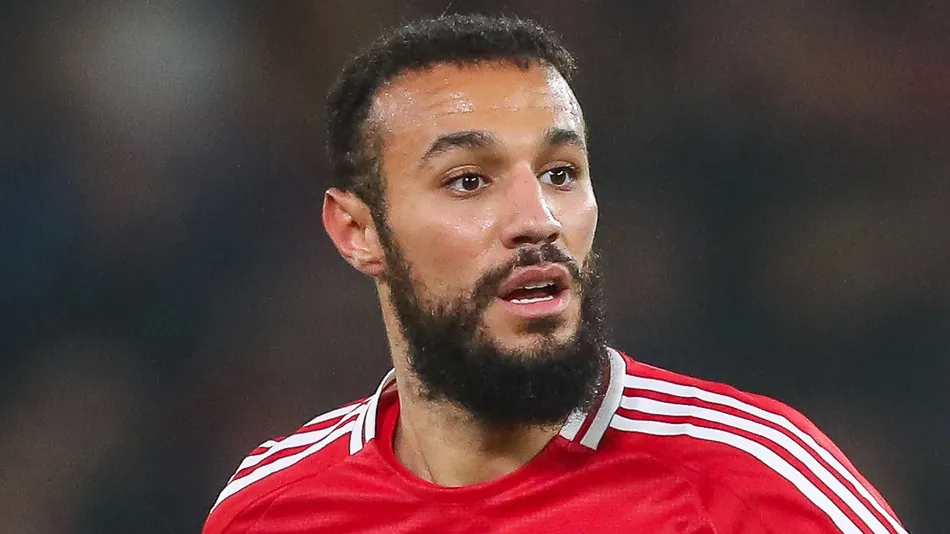 Noussair Mazraoui in action