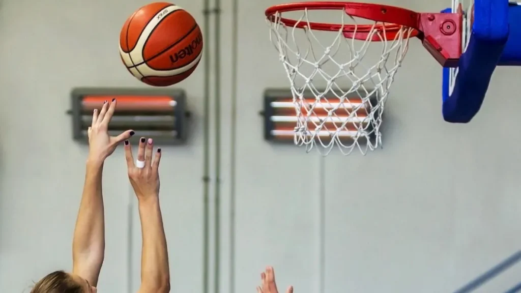 A basketball game in process