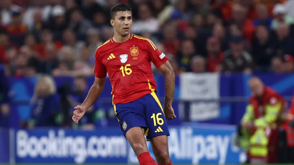 Rodri Hernandez of Spain in action