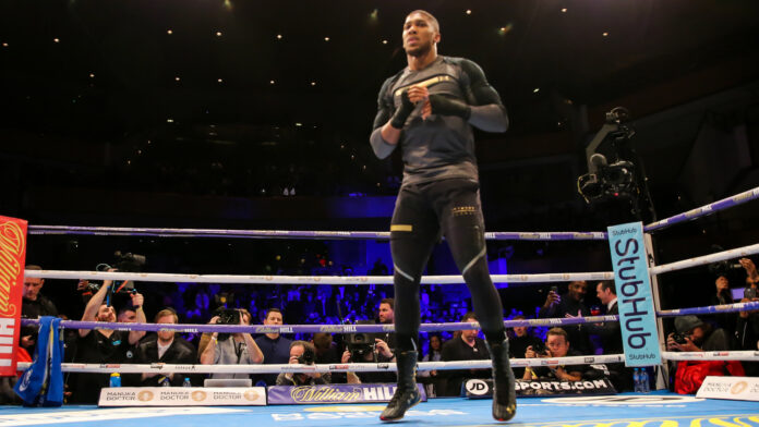 Anthony Joshua warming up