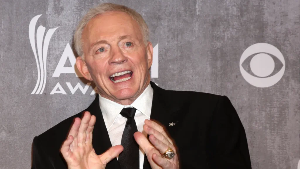 Jerry Jones at an event