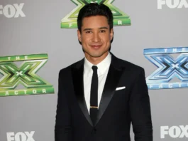Mario Lopez at an event