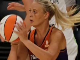 Sophie Cunningham in action