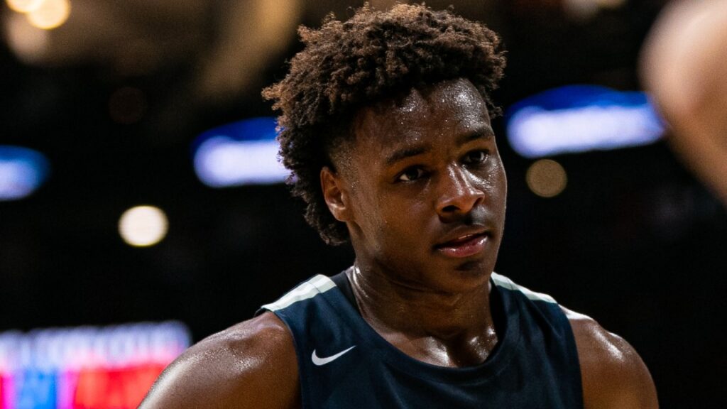 Bronny James during a game.