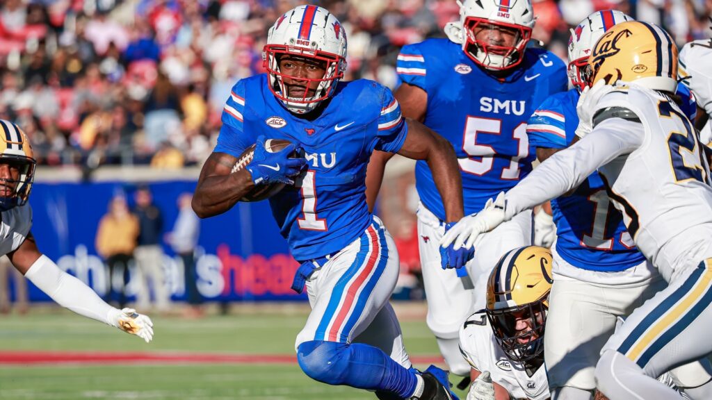 Brashard Smith during an NCAA football game