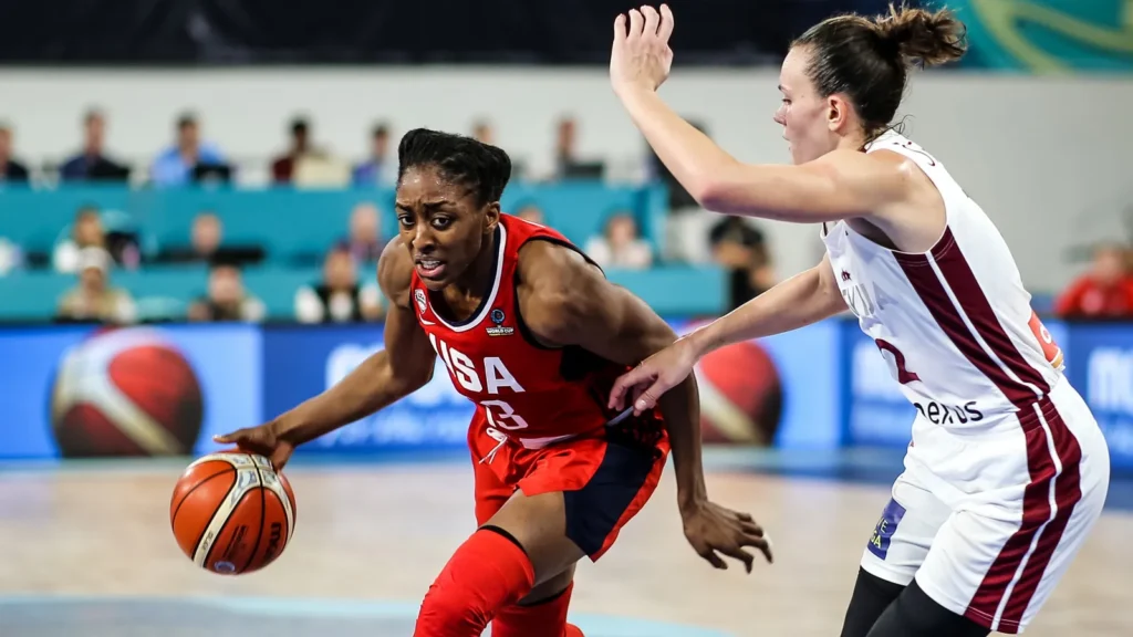 Nneka Ogwumike in action
