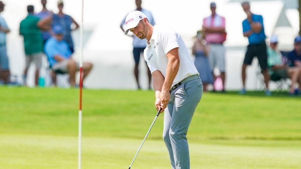 Wyndham Clark (USA) playing golf at East Lake Golf Club.