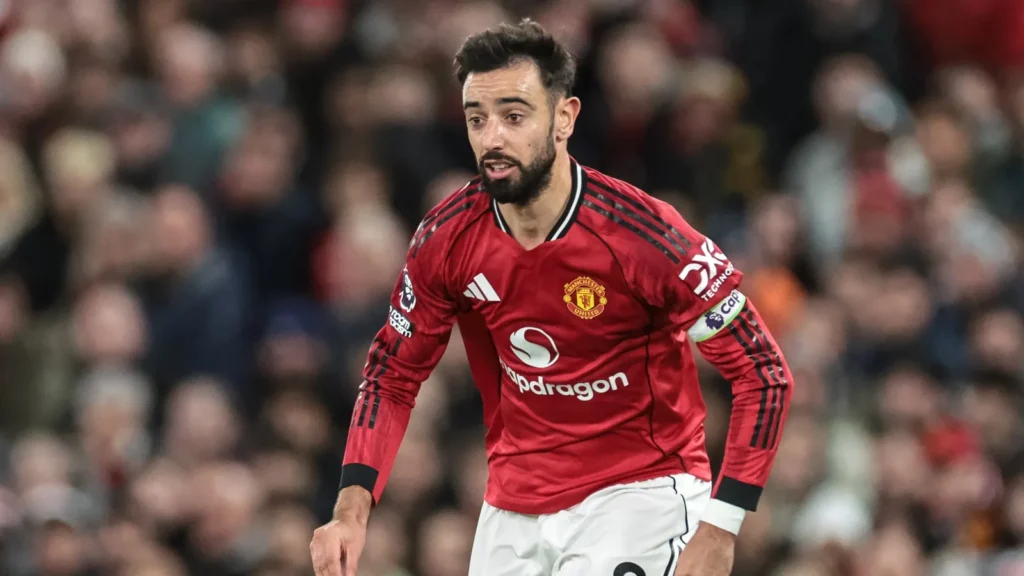 Bruno Fernandes breaks for Manchester United.