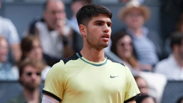 Carlos Alcaraz at the tennis court.
