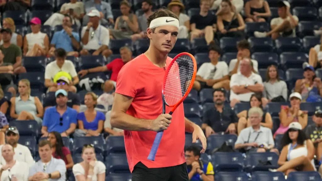 Taylor Fritz in action