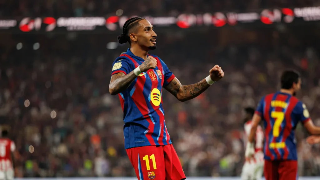 Raphinha celebrates goal in Spanish match.