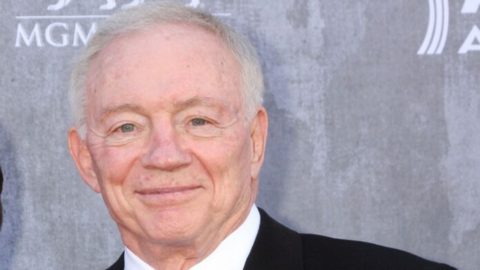Jerry Jones at an event.