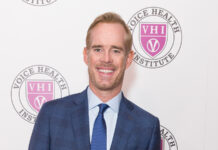Joe Buck smiling